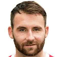 詹姆斯·基廷斯