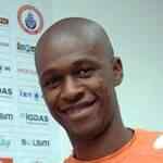 维尼修斯·塞萨里奥